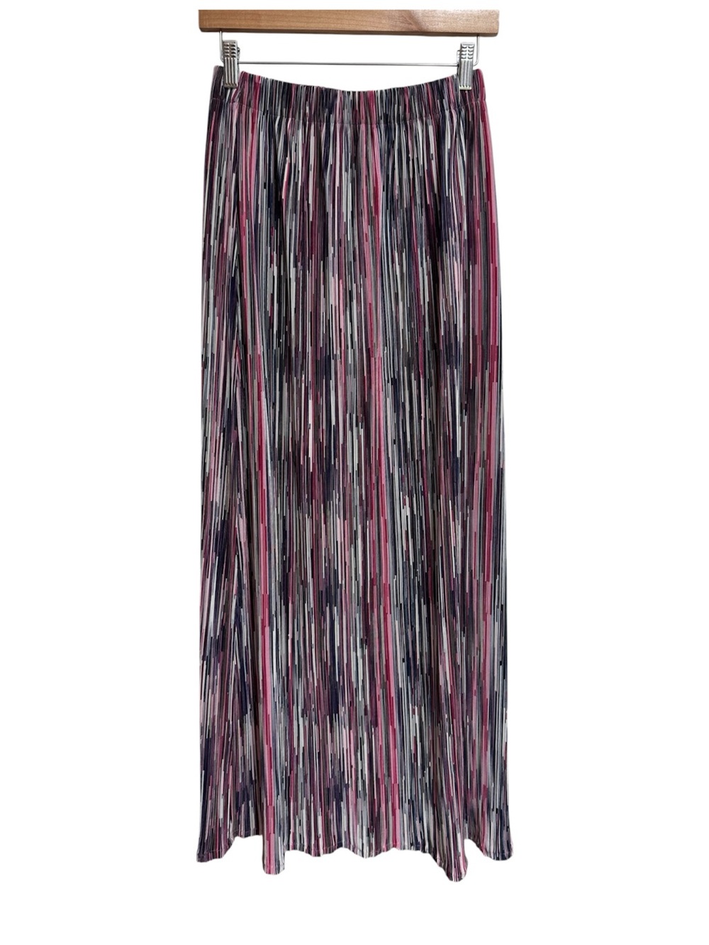 Olivvi Pleated Stripe Multicolor Maxi Skirt Women’s Medium Date Night Going Out